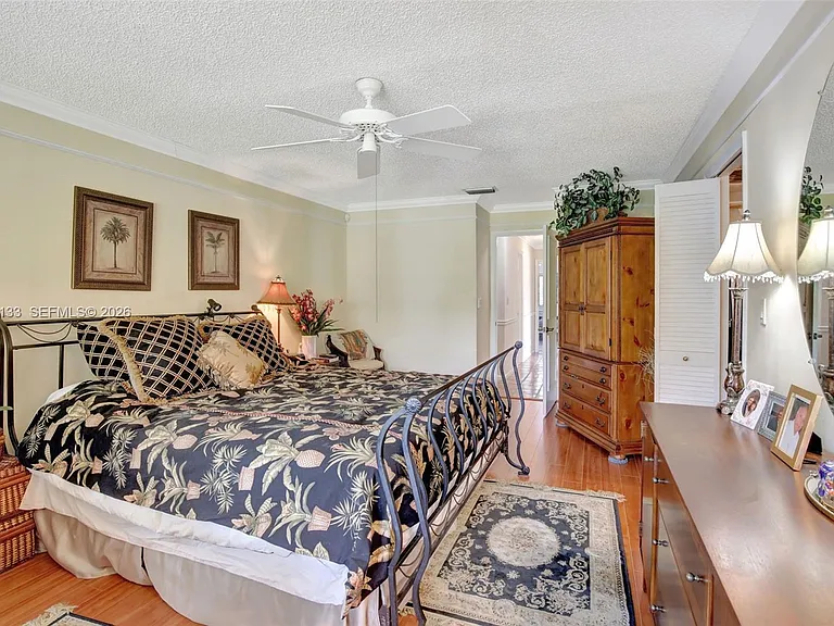 5320 SW 21st Ct — Photo 24
