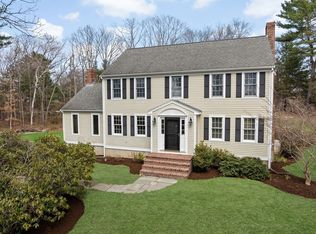 24 Chamberlain Run, Hingham, MA 02043