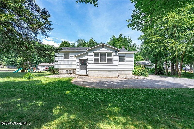 3rd image of 59 Virginia Avenue
