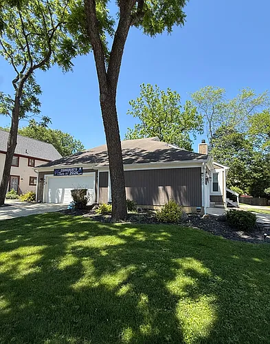 904 Bluffway Dr #902 Photo 1