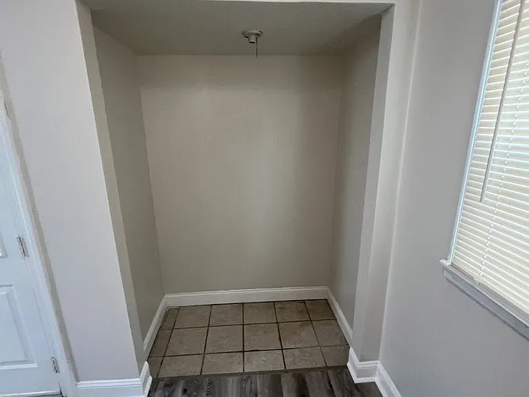 5211 Broadmoor Blvd — Photo 11