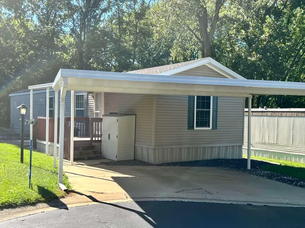 1515 N Lincoln Ave #27, Springfield, IL 62702