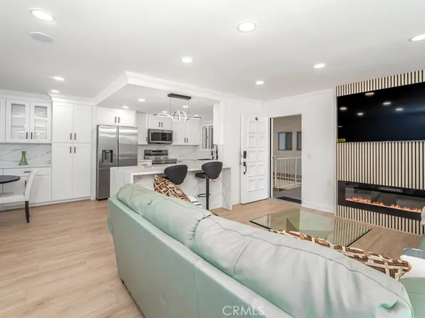2122 Ronda Granada Unit Q, Laguna Woods, CA 92637