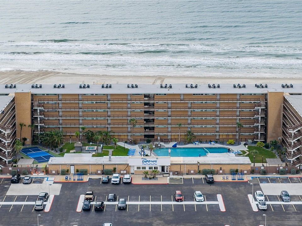 1st image of 14810 Windward Dr Unit 406