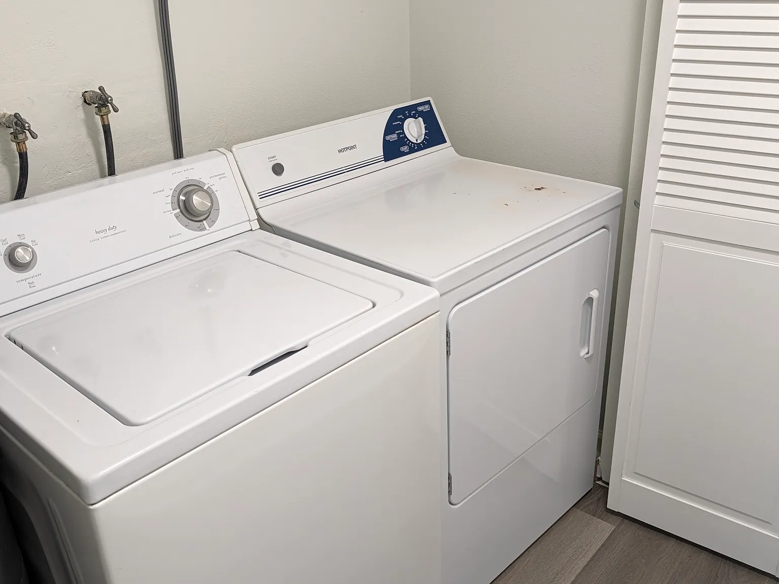 2 bed, 920 sqft, $2,550 — Photo 3