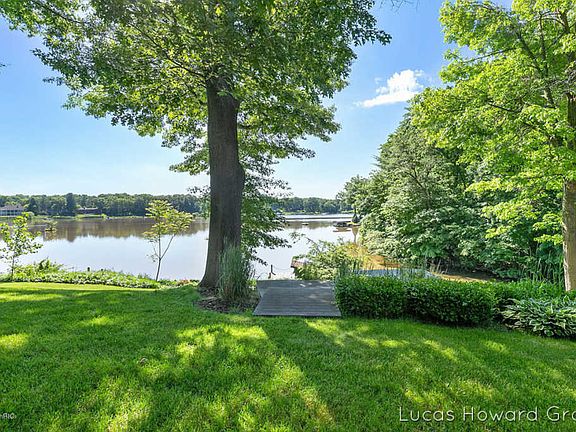 3rd image of 7166 Placita Ct SE
