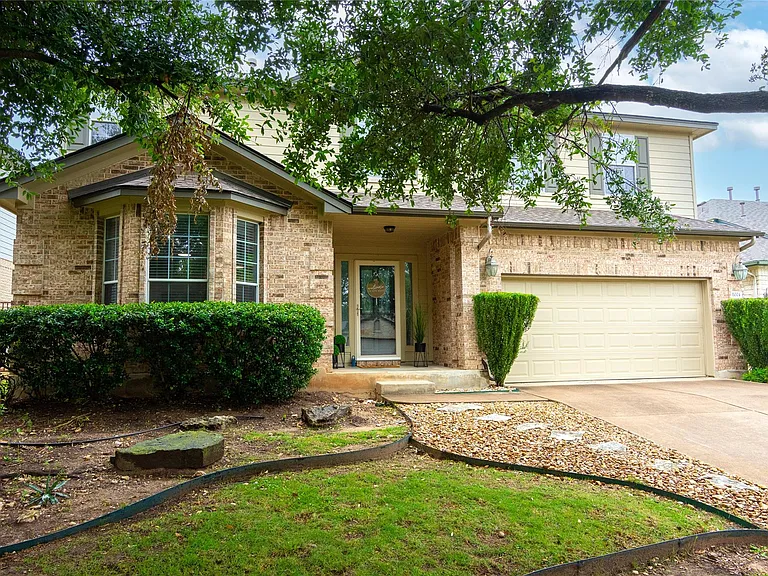 11004 Quarry Oaks Trl — Photo 1