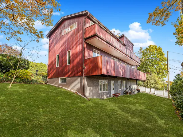 20 Signal Hill Road image 39 of 44