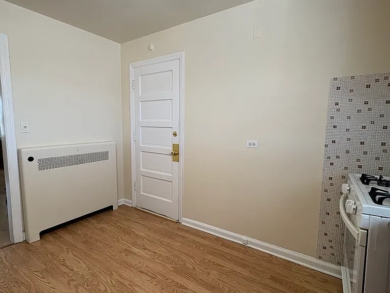 1534 N Harlem Ave #3W — Photo 9