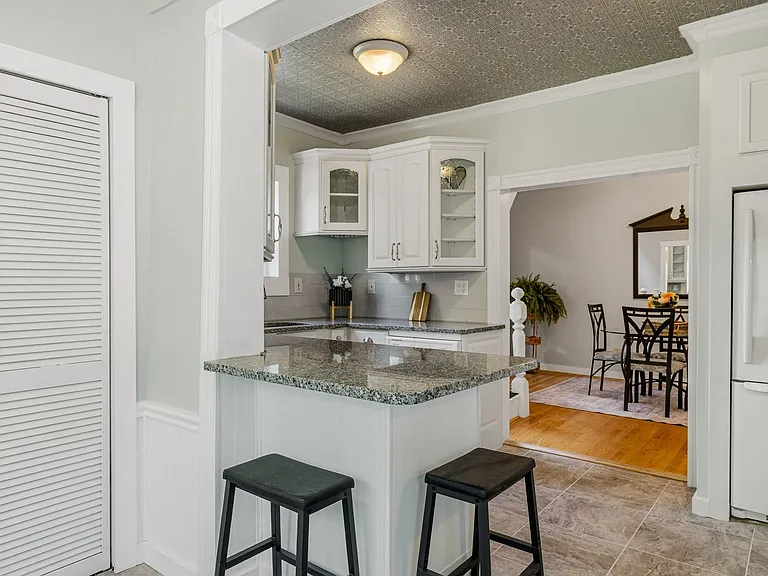 25 Mill St #25B — Photo 4