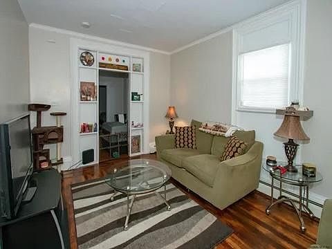 2nd image of 12 Burgoyne St #2F