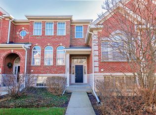 707 Prestwick Ln, Wheeling, IL 60090