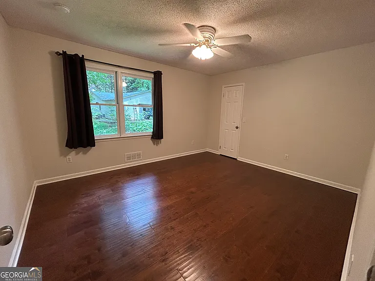 3075 Carlton Rd — Photo 8