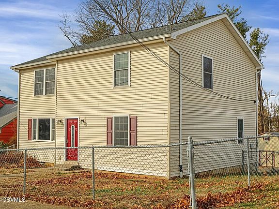 3rd image of 375 7th St