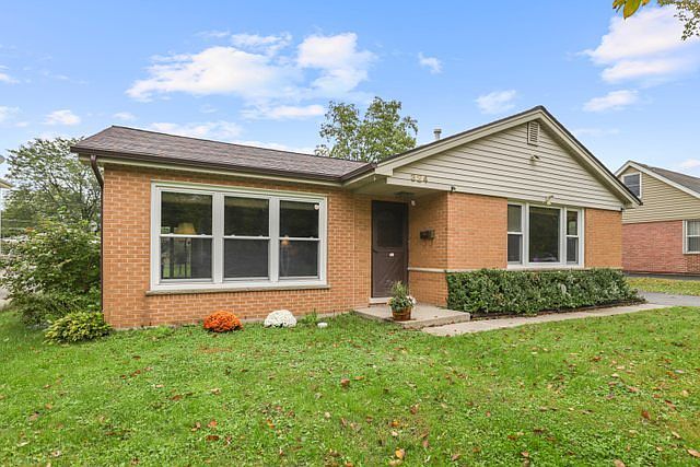 1st image of 324 Crestwood Dr