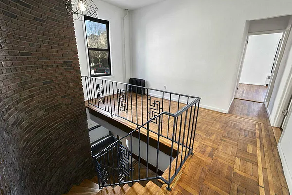 Rented by Keller Williams NYC | media 28