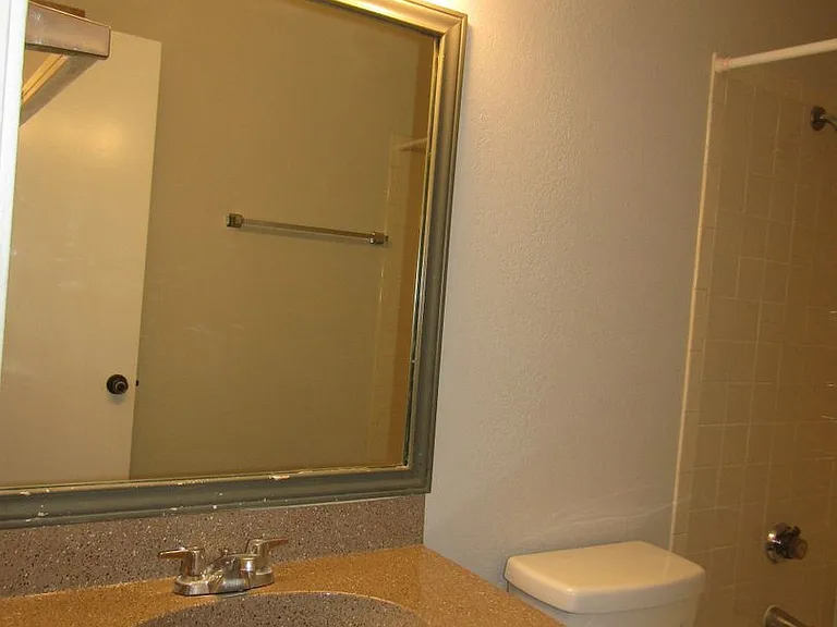 8909 Schick Rd — Photo 17