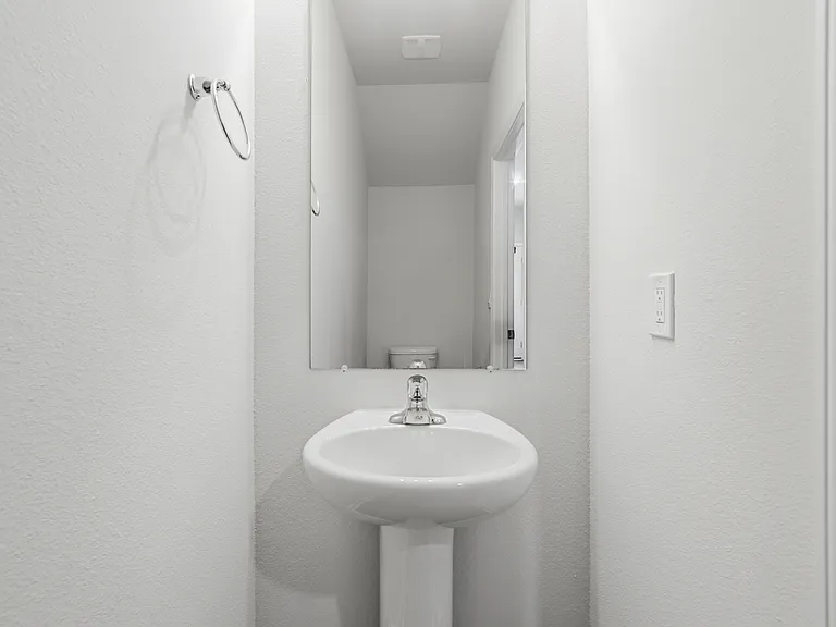 17490 Jakes Dr — Photo 19
