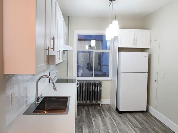 3 bedroom rental in Vancouver — photo 2
