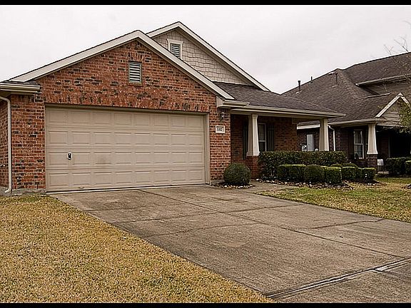 3rd image of 3317 Clover Hill Ln