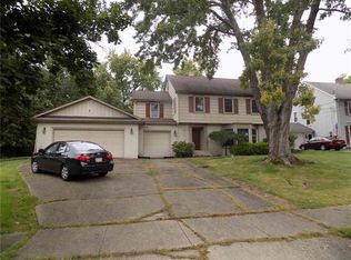 135 E Clen Moore Blvd, New Castle, PA 16105