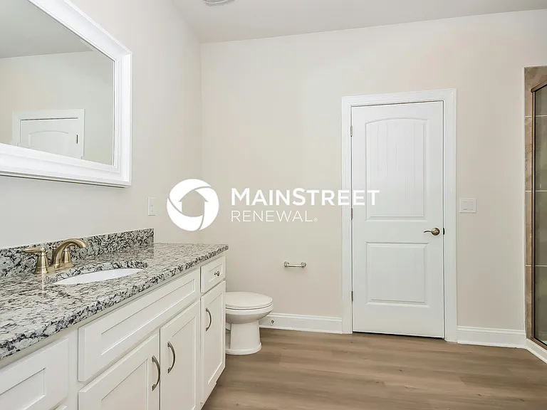 Main Bathroom