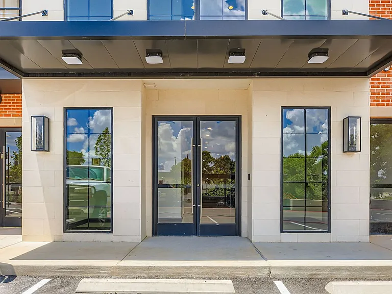 10899 S Hausman Rd #201 — Photo 4