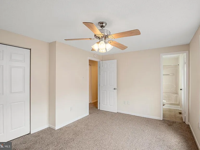 206 Emily Ln — Photo 8