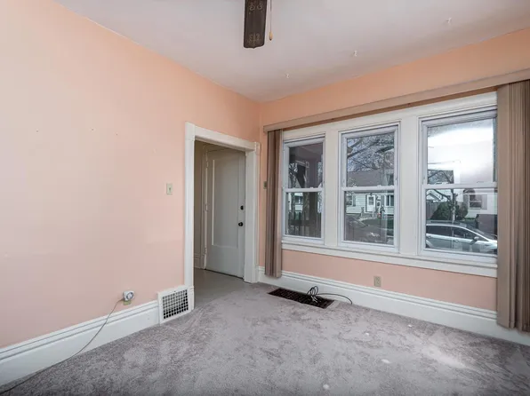 2665 South 30th STREET, Milwaukee, WI 53215