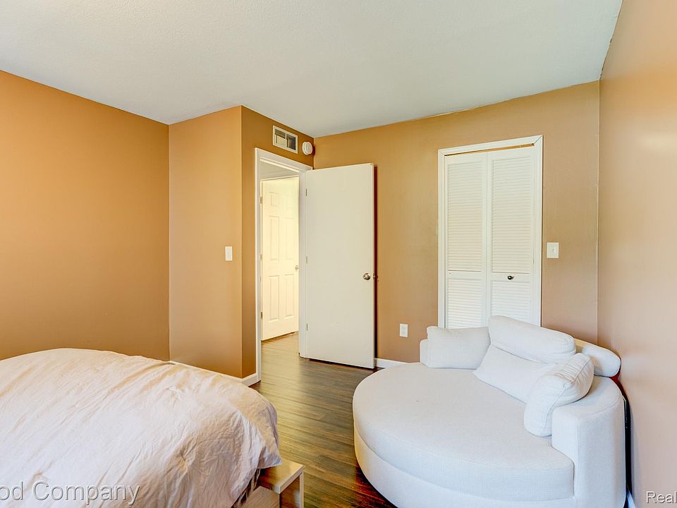 1525 Harbour Ct Apt 73, photo 19