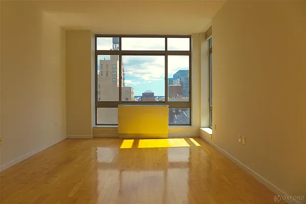 Rented by Oxford Property Group | media 19