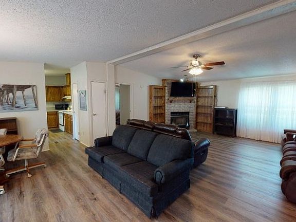 2nd image of 676 Dogwood Trl