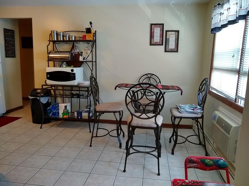 1st image of 3039 N Harlem Ave #3