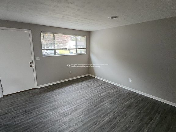3rd image of 607 Case Ave