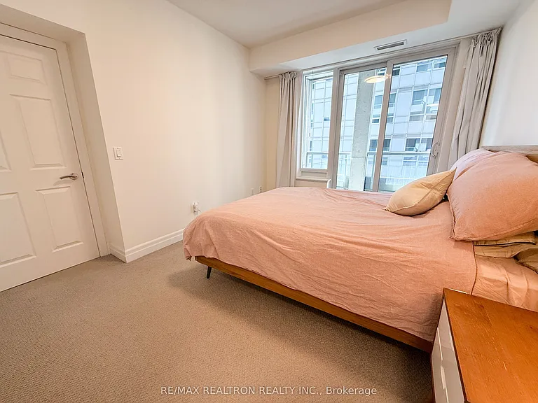35 Balmuto St #2208 — Photo 8