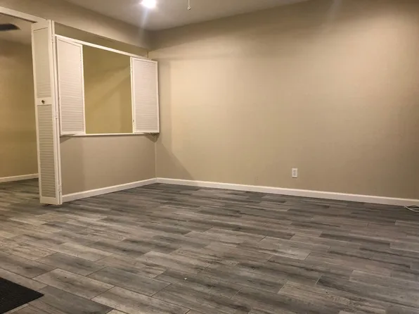 127 Streamwood, Irvine, CA