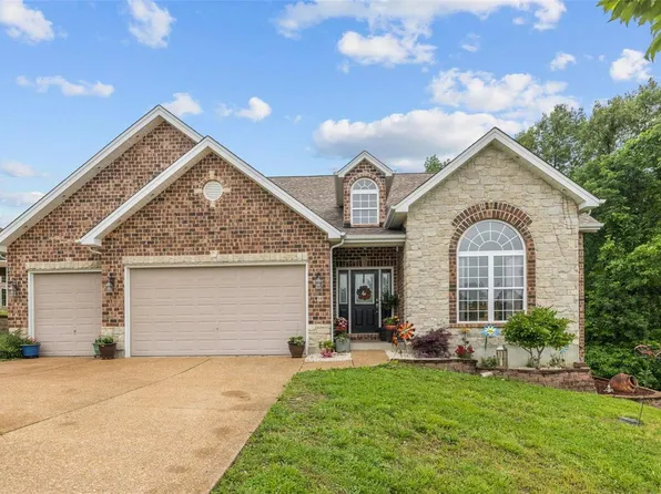 9 Yorkshire Ct, Pevely, MO 63070