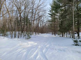 Starlight Dr, Roscommon, MI 48653