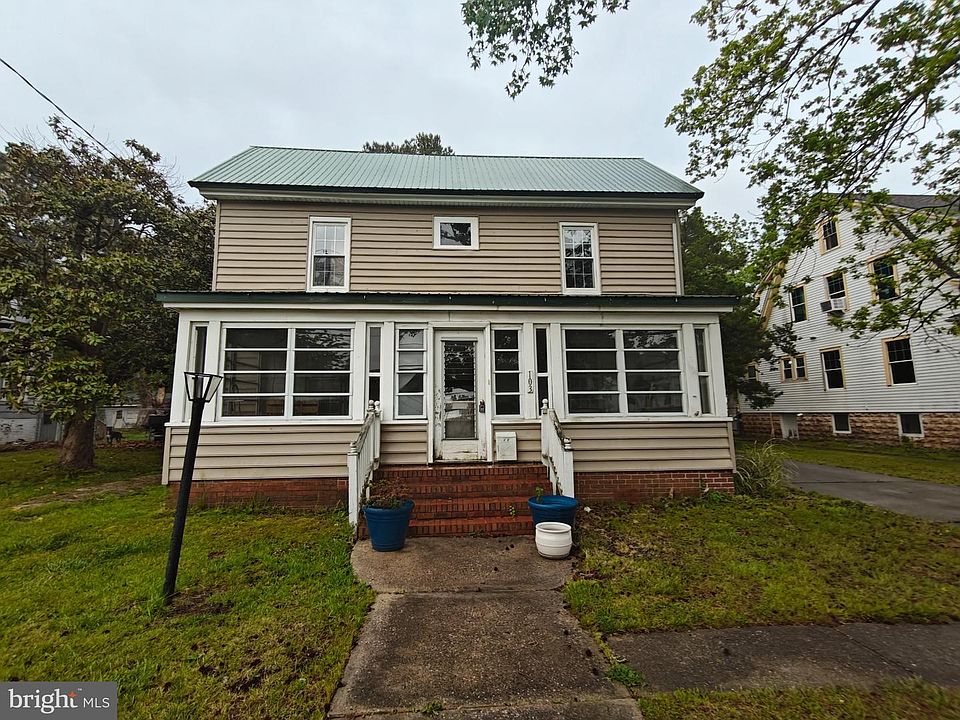 1st image of 103 S Somerset Ave