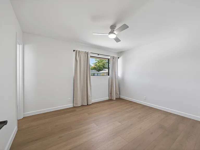 2864 Calle Quebracho #B — Photo 20