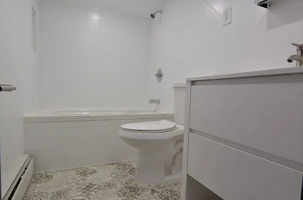 Rented by David Hirsch, LREB | media 24