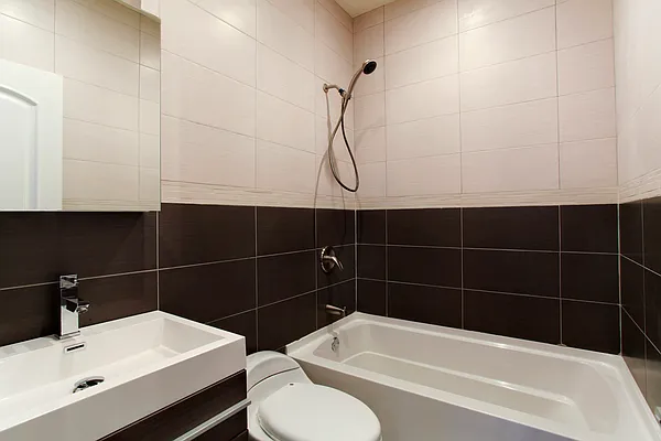 Rented by Compass | media 12