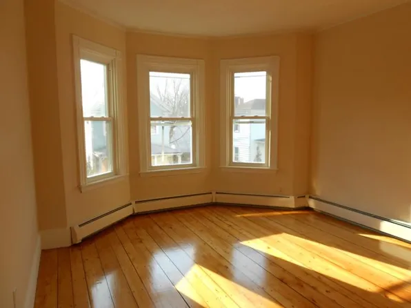 71 School St #2, Boston, MA 02119