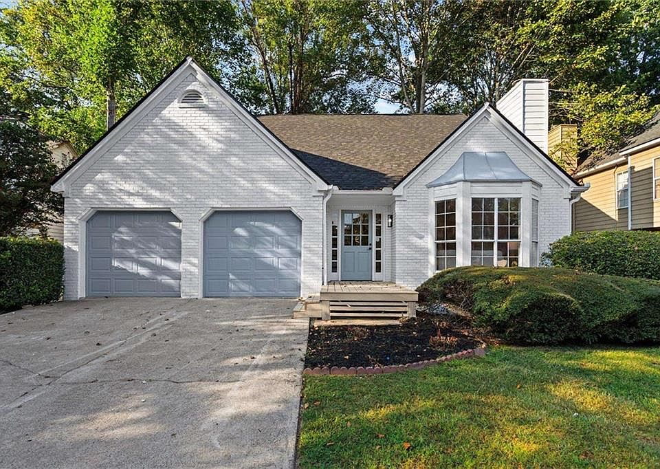 1st image of 1472 Chapel Hill Ln SW