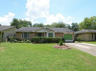 11411 Glenwolde Dr, Houston, TX 77099