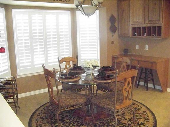 5th image of 9929 Grandview Dr