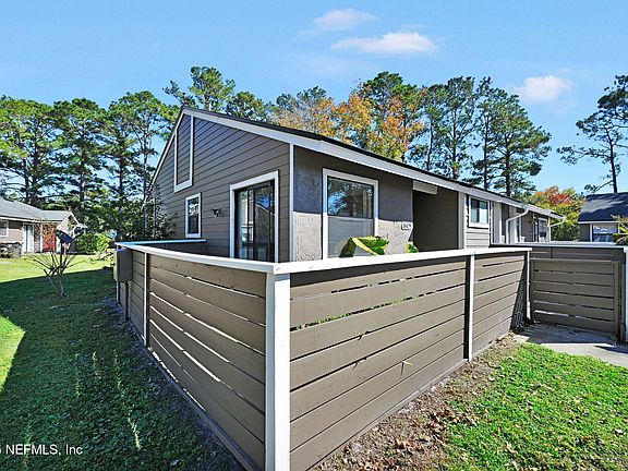 3rd image of 8429 LONG MEADOW Circle N