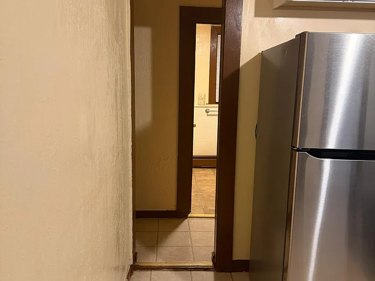 81 Bellevue Ave #A — Photo 23