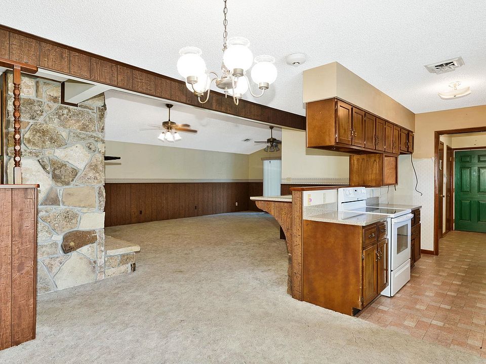 13646 Us Highway 160, Burden, KS 67019 Zillow