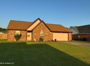 9096 Triple Crown Loop E, Southaven, MS 38671